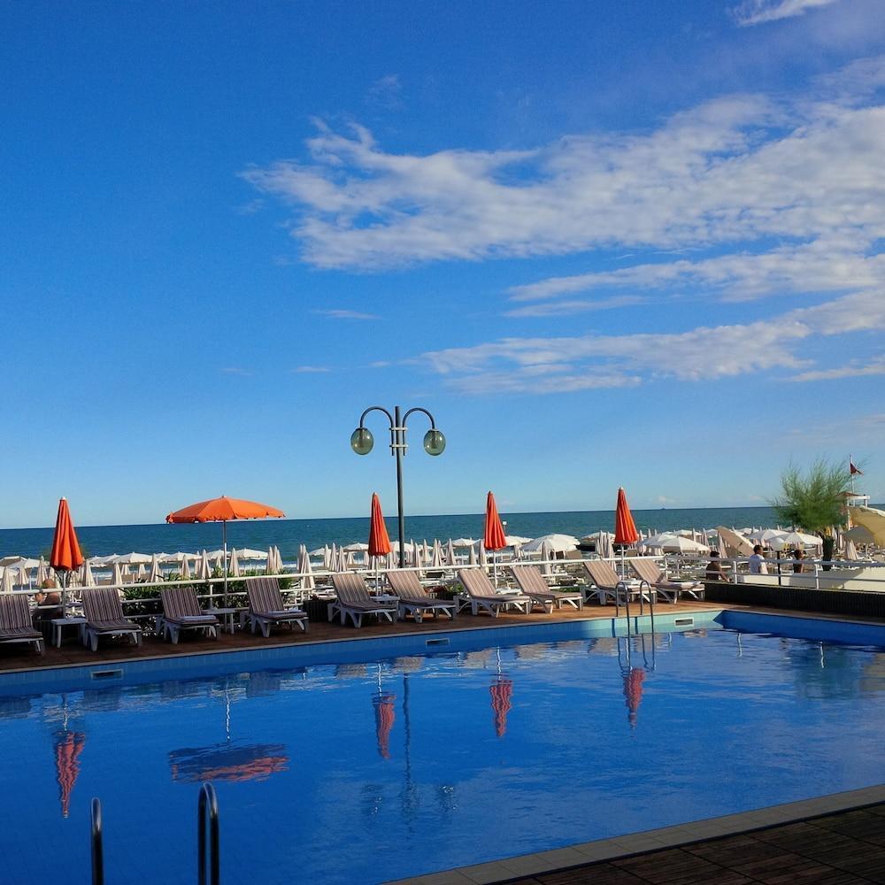 Hotel Astor Jesolo Extérieur photo