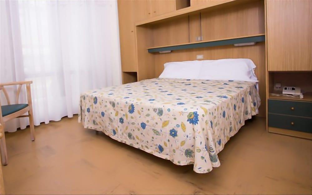 Hotel Astor Jesolo Extérieur photo