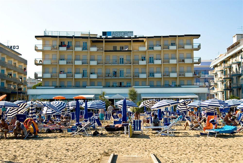 Hotel Astor Jesolo Extérieur photo